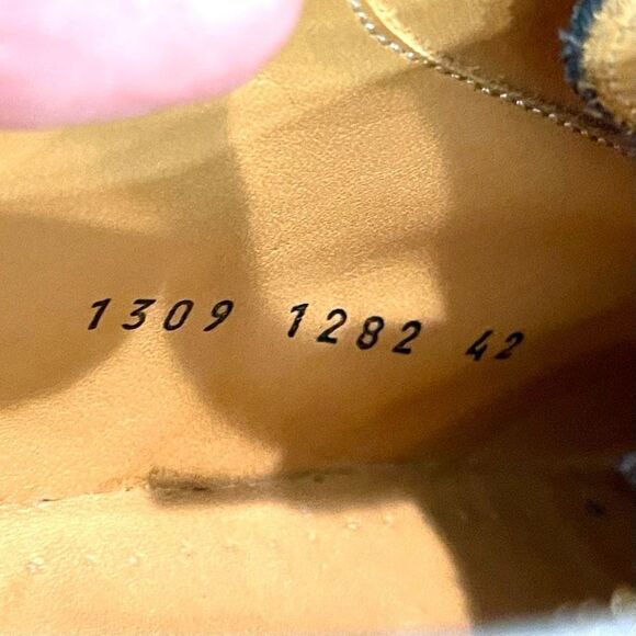 Paco Rodriguez Dark Green Suede Wingtips. Like new! Size 42/US 9.5-10. - Picture 9 of 11